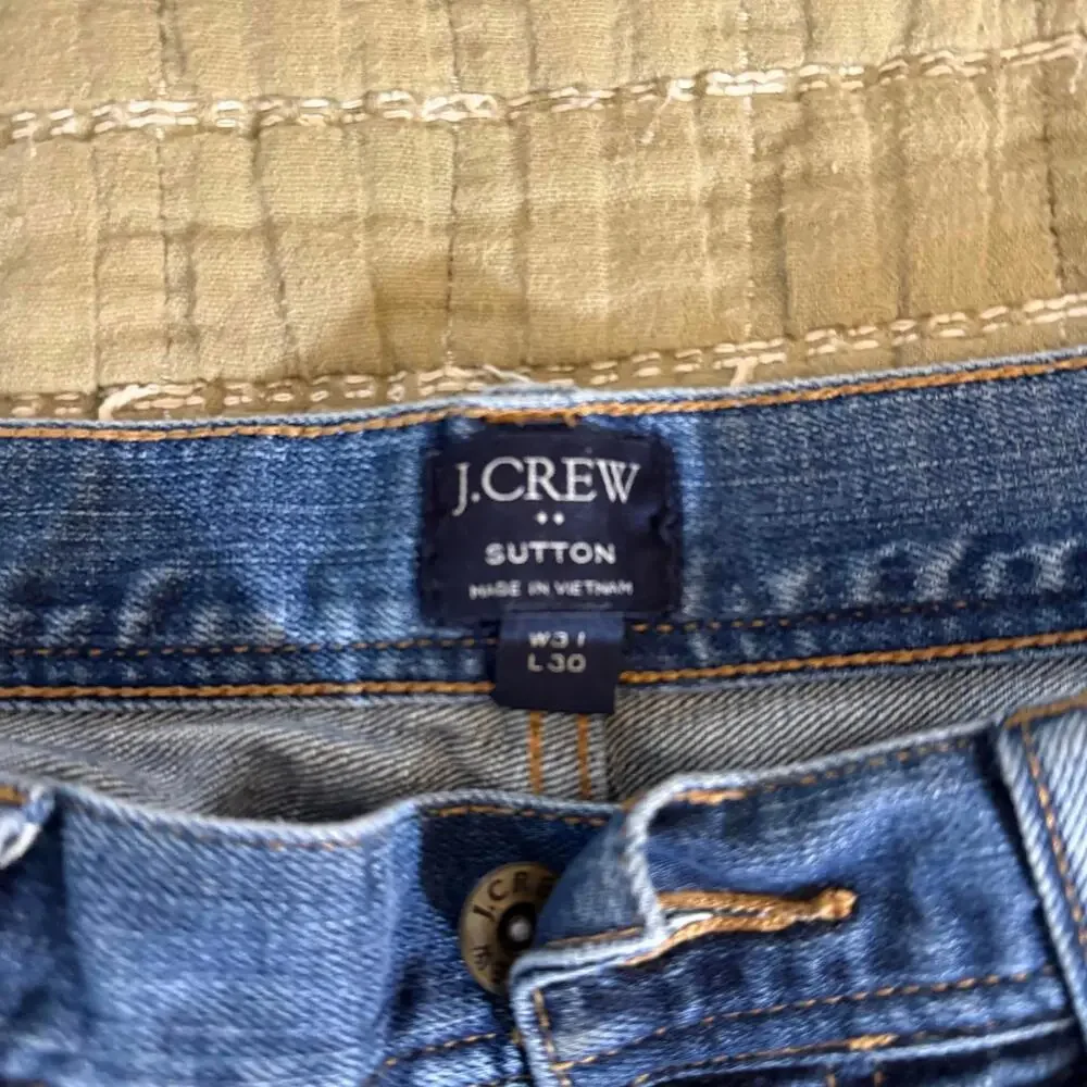 Men's J. Crew Sutton Jeans 31x30. Lightly‎ distressed. Cotton/Elastane Preppy